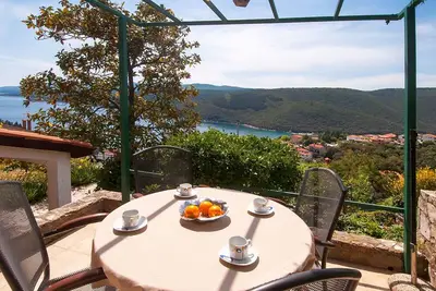 Image de Wohnung \"Olia Orange\" mit Terrasse by Interhome
