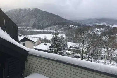 Image de Berg- und Seeblick am Hillebachsee by Interhome