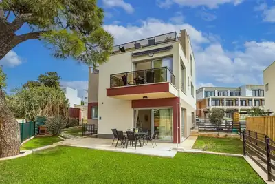 Image de Villa Palma - Luxusvilla am Meer für 6 Personen by Interhome