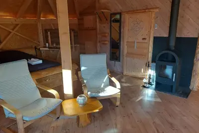 Image de Einzigartige Holzhütte mit Bergpanorama by Interhome