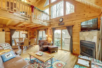 Image de Views + Lake Access: Secluded Cabin Escape in Nebo