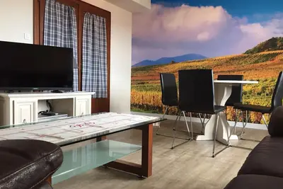 Image de Große Ferienwohnung Gite mit Terrasse by Interhome