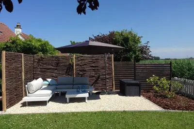 Image de Polderwind mit Blick auf die Felder by Interhome