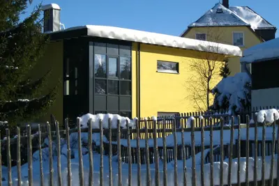 Image de Moderne, niveauvoll eingerichtete Ferienwohnung by Interhome