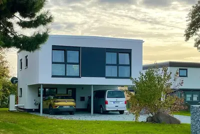 Image de Strandvilla am Meer by Interhome