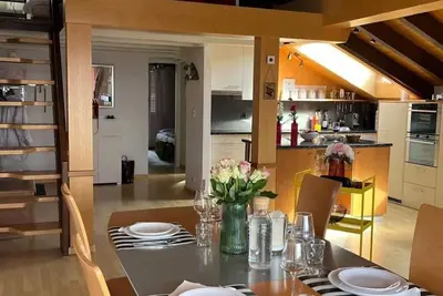 Image de Helle und moderne Dachwohnung by Interhome