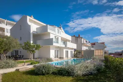 Image de Ferienvilla \"Elena\" mit eigenem Pool by Interhome