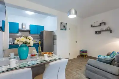 Image de Schöne Wohnung Funtana Nr. 3 by Interhome