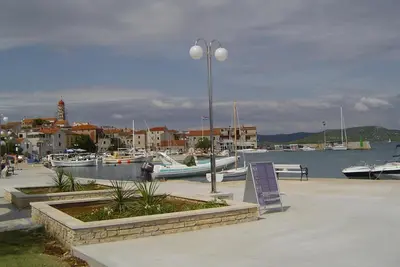 Image de Apartment direkt am Meer mit Anlegeplatz by Interhome