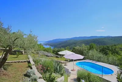 Image de mit eigenem Pool und schönem Meerblick by Interhome