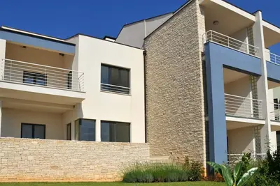 Image de in Ližnjan mit wunderschönem Blick by Interhome