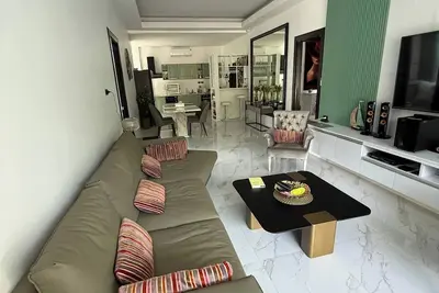 Image de Belle villa au cœur de la jungle