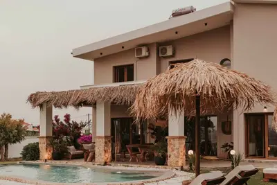 Image de Villa Maya mit Pool und Bergblick by Interhome