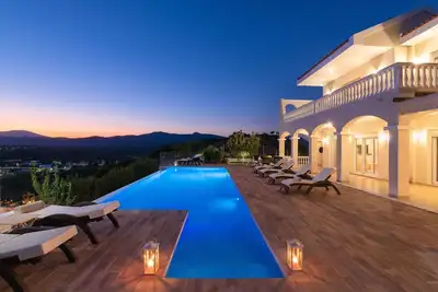 Image de Villa Kamos in Archangelos by Interhome