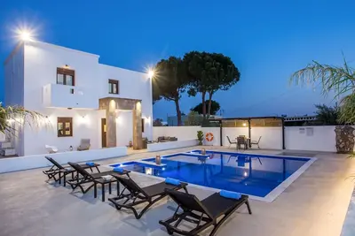 Image de Ferienvilla MonaLisa mit privatem Pool by Interhome