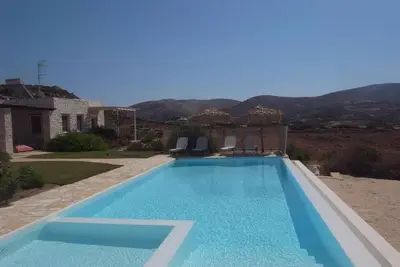 Image de Maison Naousa by Interhome