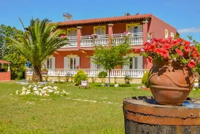 Image de Geräumiger, familienfreundlicher Aufenthalt in Strandnähe by Interhome