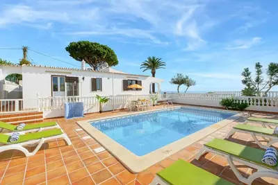 Image de Chalet \"Villa Brigida\" mit privatem Pool by Interhome