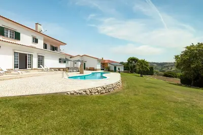 Image de Villa Casa Branca I Geräumiger Rückzugsort für 12p by Interhome