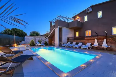 Image de Ferienvilla 'Villa Nikolina' mit privatem Pool by Interhome