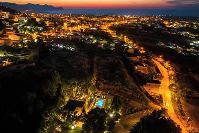 Image de Villa Tommaso Maruggi Jacuzzi und privater Pool by Interhome