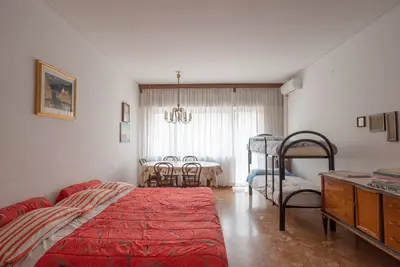 Image de Venedig Wohnung in Venedig Mestre mit Terrasse by Interhome