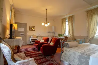 Image de Mit Garten und Schwimmbad in den Hügeln der Mark by Interhome