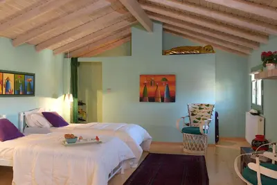 Image de Charmantes Steinhaus in Agios Matheos by Interhome