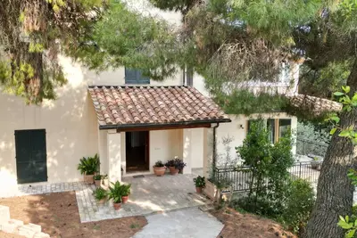 Image de Ferienvilla casaRegina bb mit Panoramablick auf den Hügel by Interhome