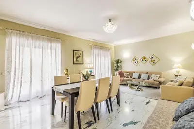 Image de mit Balkon by Interhome