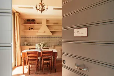 Image de In einem Bauernhaus in den Hügeln, mit Garten und Pool by Interhome