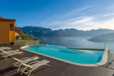 mit Terrasse by Interhome