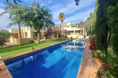 Image de Schöne Villa für 6 Personen mit Schwimmbad by Interhome