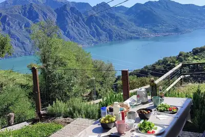 Image de Oasi Azzurra - Drei-Zimmer-Wohnung in einer kleinen Villa mit Terrasse by Interhome