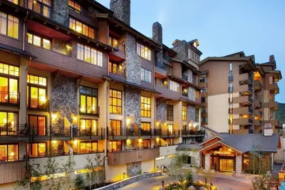 Image de Luxury 3br Condo in Lionshead Village w/ Pool, Hot Tub & Gym! Walk to Ski Lift