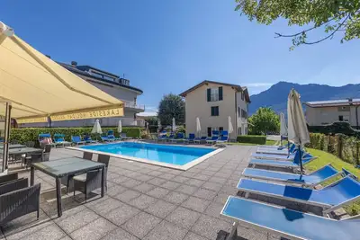 Image de Lakeside Attic Apartment by Interhome