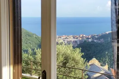 Image de in Varazze mit Garten und Parkplatz by Interhome