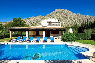 Image de Tolle Ferienvilla Barraca mit privatem Pool by Interhome