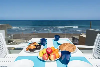 Image de in San Andrés direkt am Meer by Interhome