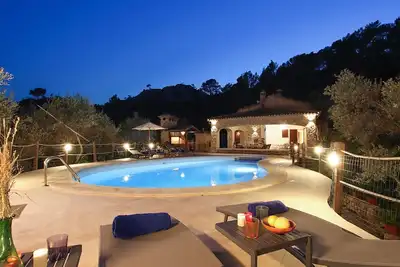 Image de Villa Alordes, ein rustikales Haus mit fantastischer Aussicht by Interhome