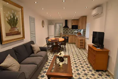 Image de Casa Los Anafes - im Herzen des Dorfes by Interhome