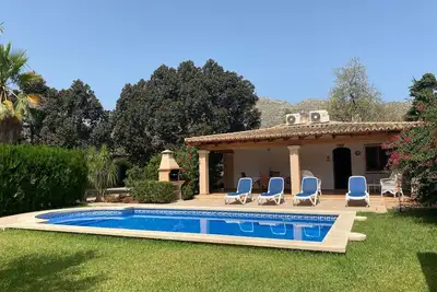 Image de Finca mit Garten, Grill und Terrasse by Interhome