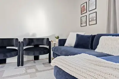 Image de 5280 Retreat! Entire 6 Bedroom home. 15Mins to Dt Denver & 25Mins to Boulder