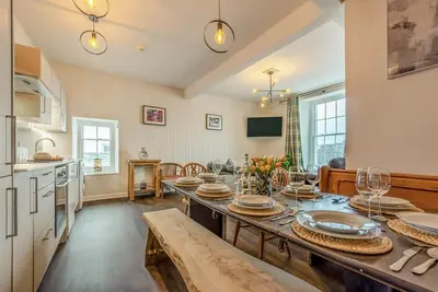 Image de 4 Bed in Tenby (oc-25955)