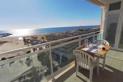 Image de Apartment in front of the sea, with panoramic view. Center.