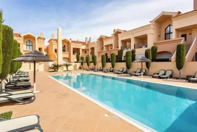 Image de Apartamento amplo no Baía da Luz – férias perfeitas para famílias na