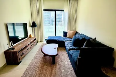 Image de Wonderful 2-bedroom apartment with Ac in vibrant Dubai