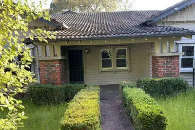 Image de Classic family home in Leafy Camberwell
