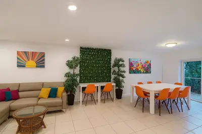 Image de Colorful Miami Oasis• Private 3br Home• Near Wynwood/Design District