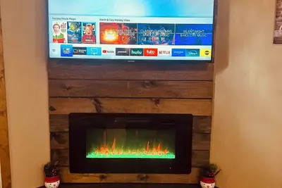 Image de Charming 3-bedroom cozy cabin in the woods